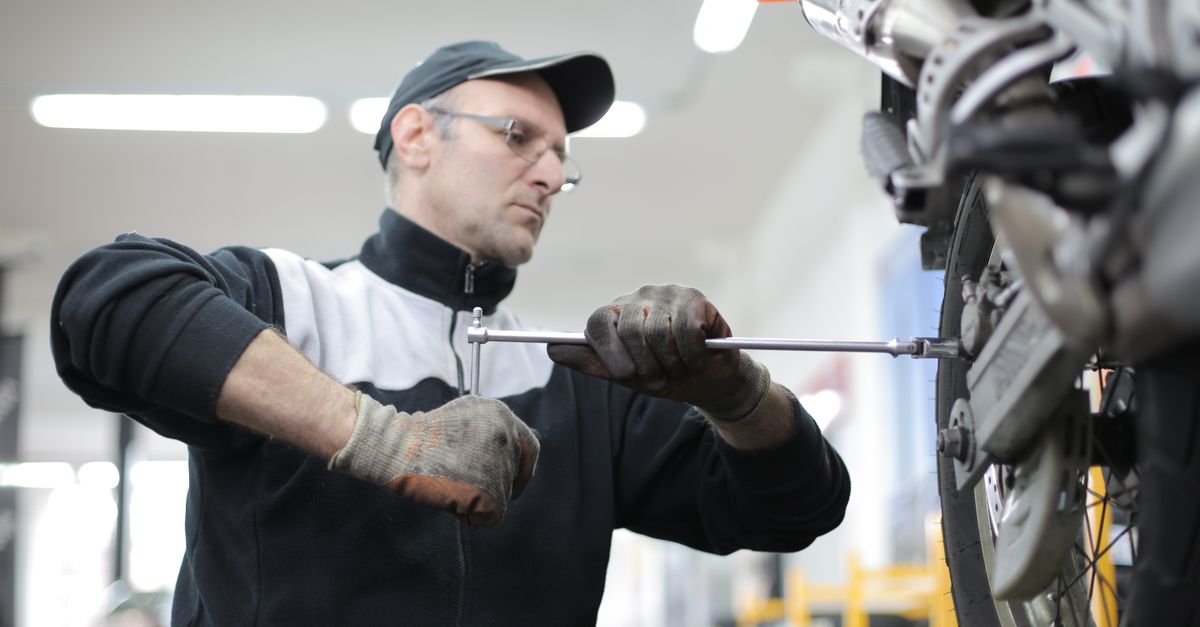 locksmith service technician — Secure Nest Locksmith Experts